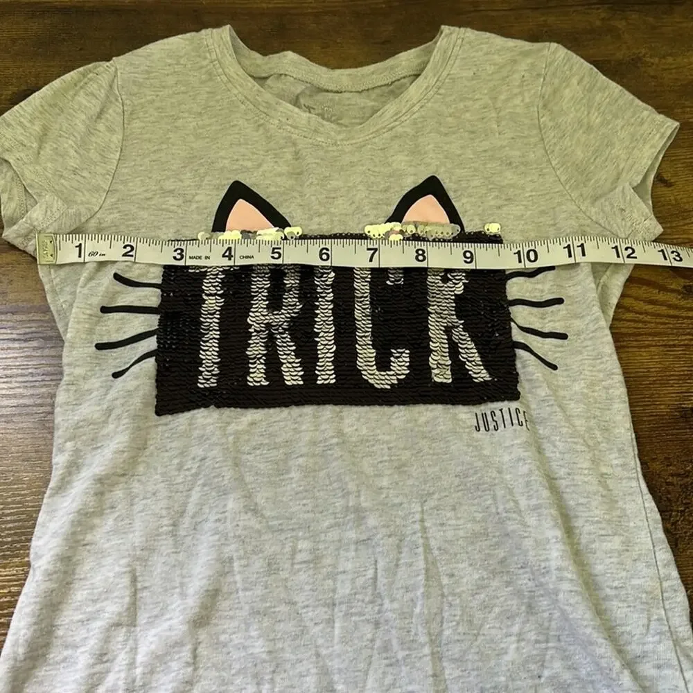 5 for $20 Justice Heathered Gray “Trick” Cat Short Sleeve Sequin Tee